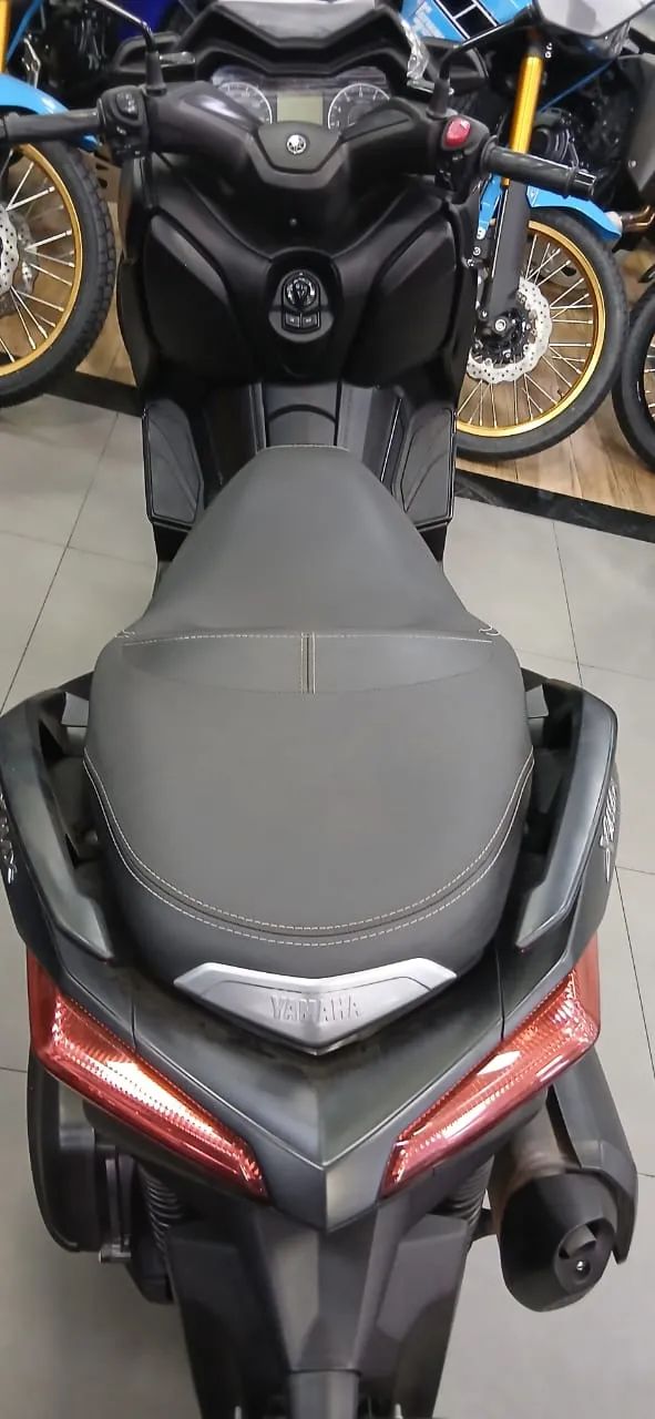 Yamaha XMax 50 cc  - Foto 5