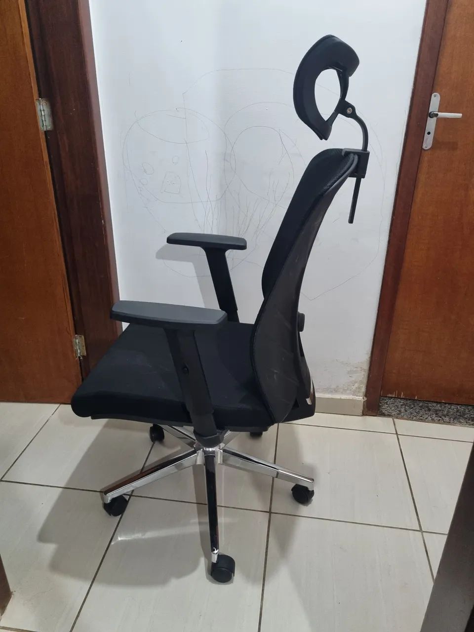 Cadeira para escritório oportunidade - Foto 3