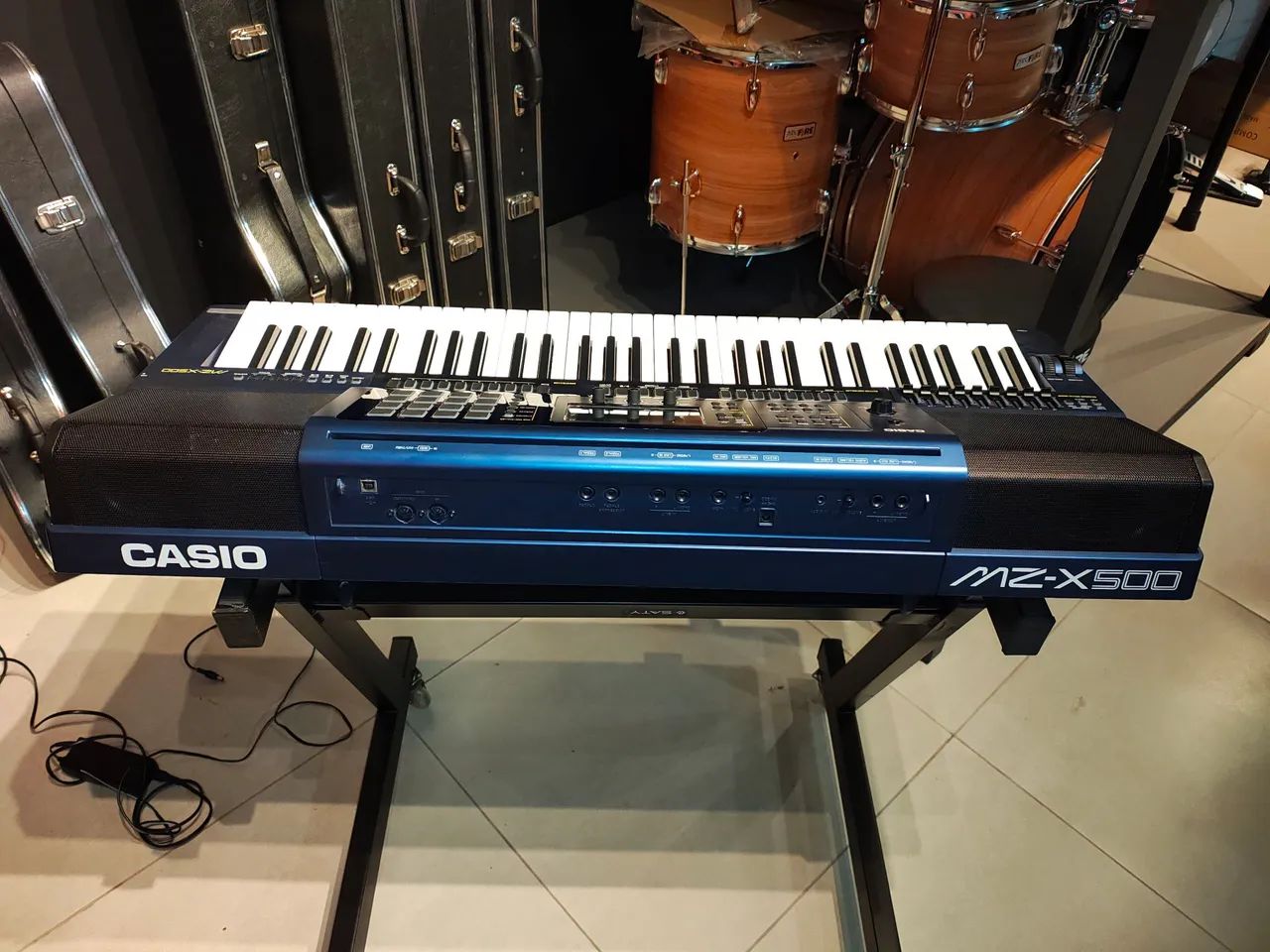 Teclado Casio mzx500 - Foto 2