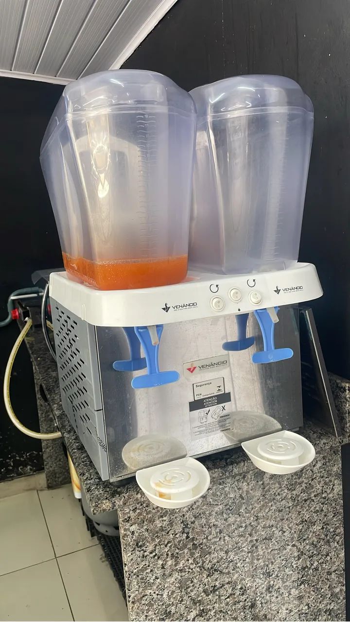 Refresqueira Venâncio 2 Cubas - Foto 2