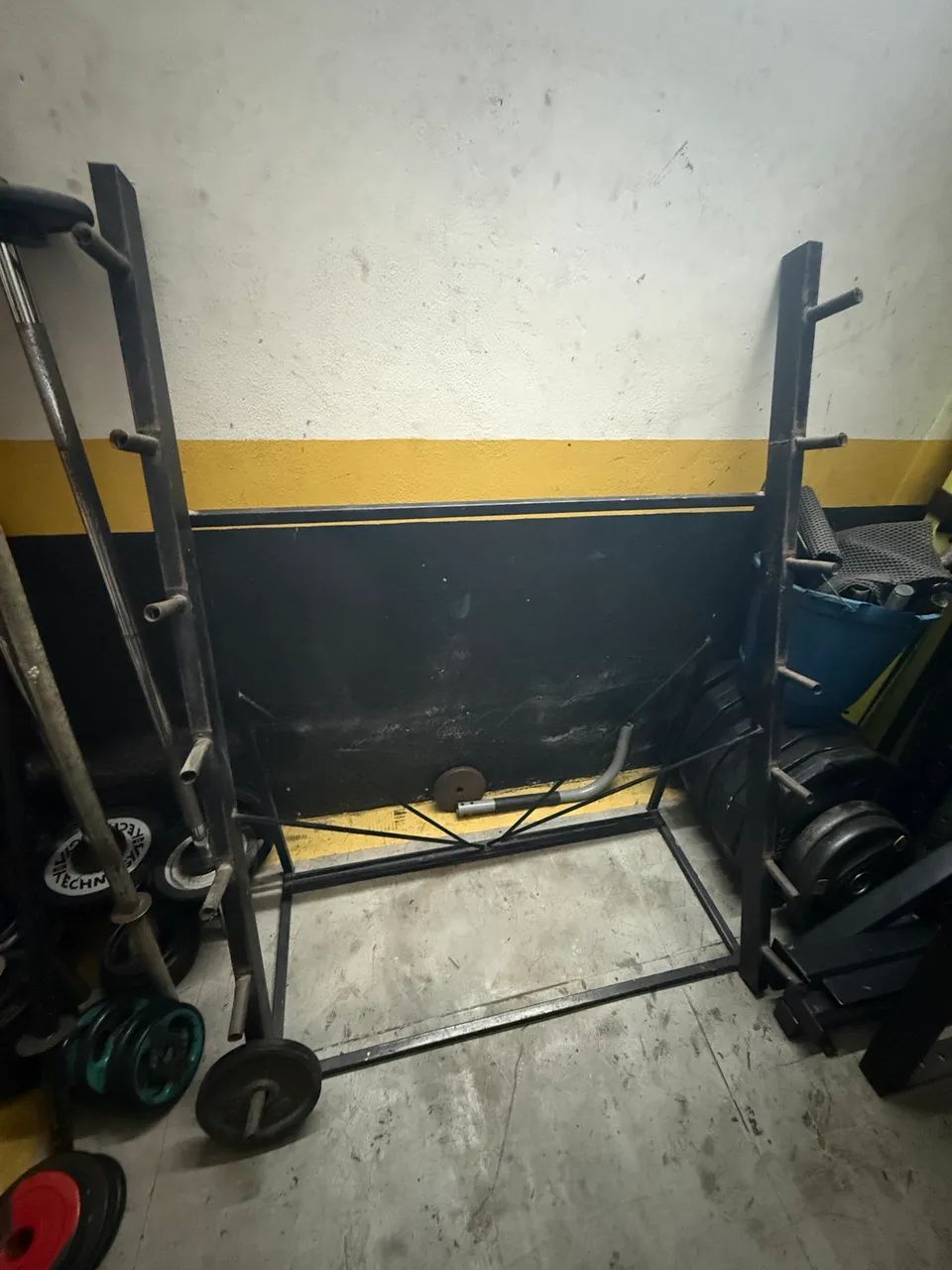 Suporte para barras montadas