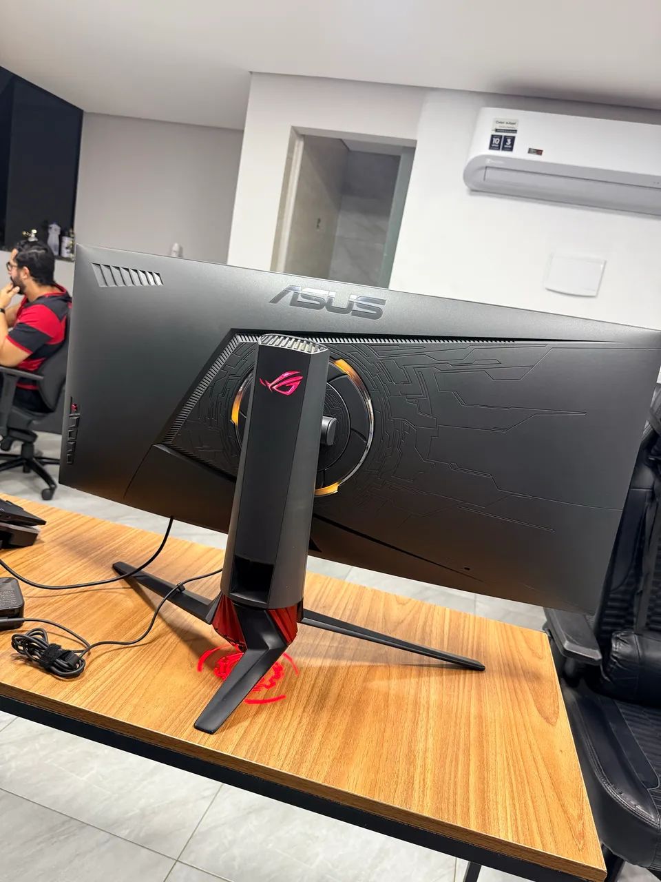 MONITOR 35 ROG STRIX CURVO 3440x1440 - Foto 2