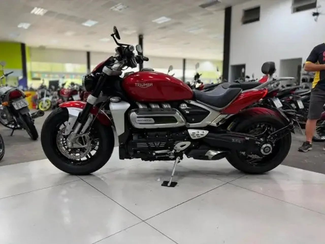 TRIUMPH ROCKET III R - Foto 5