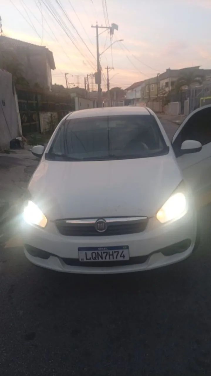 Fiat Grand Siena 2013