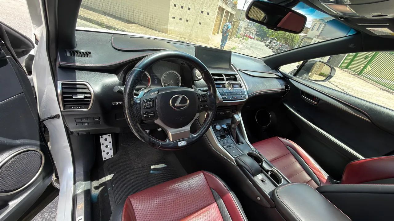 Lexus NX-200t F-sport 2.0 16V 238cv Aut., foto 8 de 10