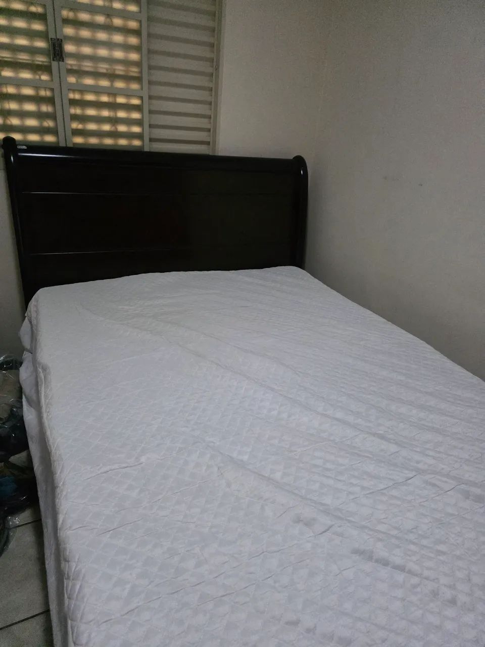 Cama de casal com colchão.  - Foto 3