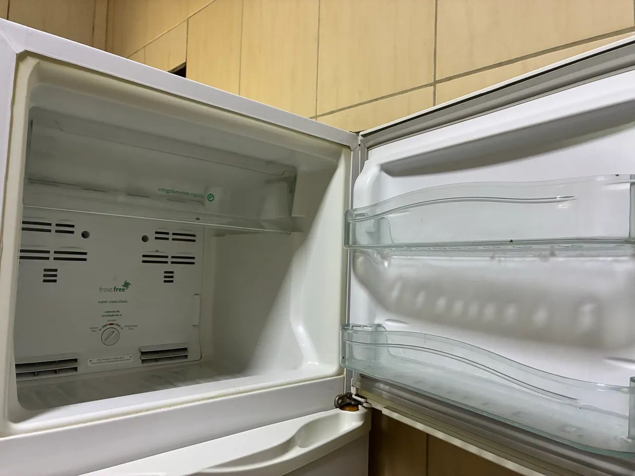 Vendo geladeira cônsul - Foto 3