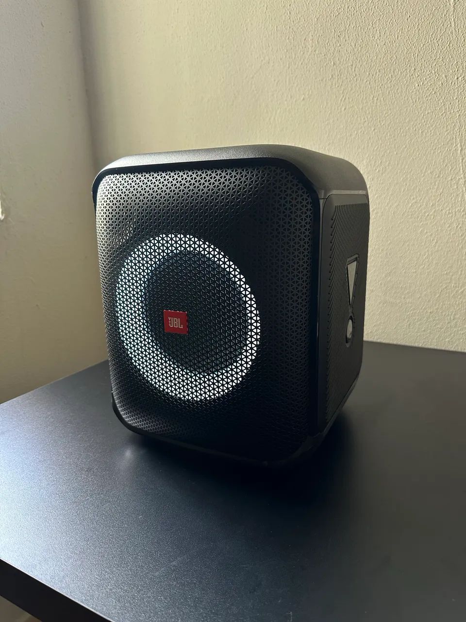 CAIXA JBL ENCORE ESSENTIAL IMPECÁVEL PRA VENDER RÁPIDO 