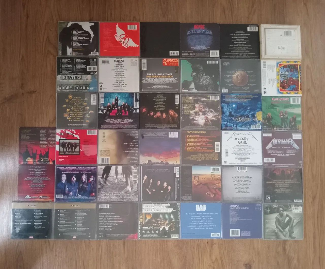 CDs bandas heavy metal/rock diversos  - Foto 2