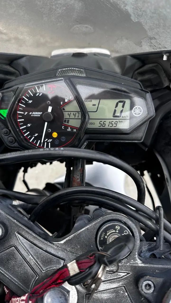 Yamaha R3  - Foto 4