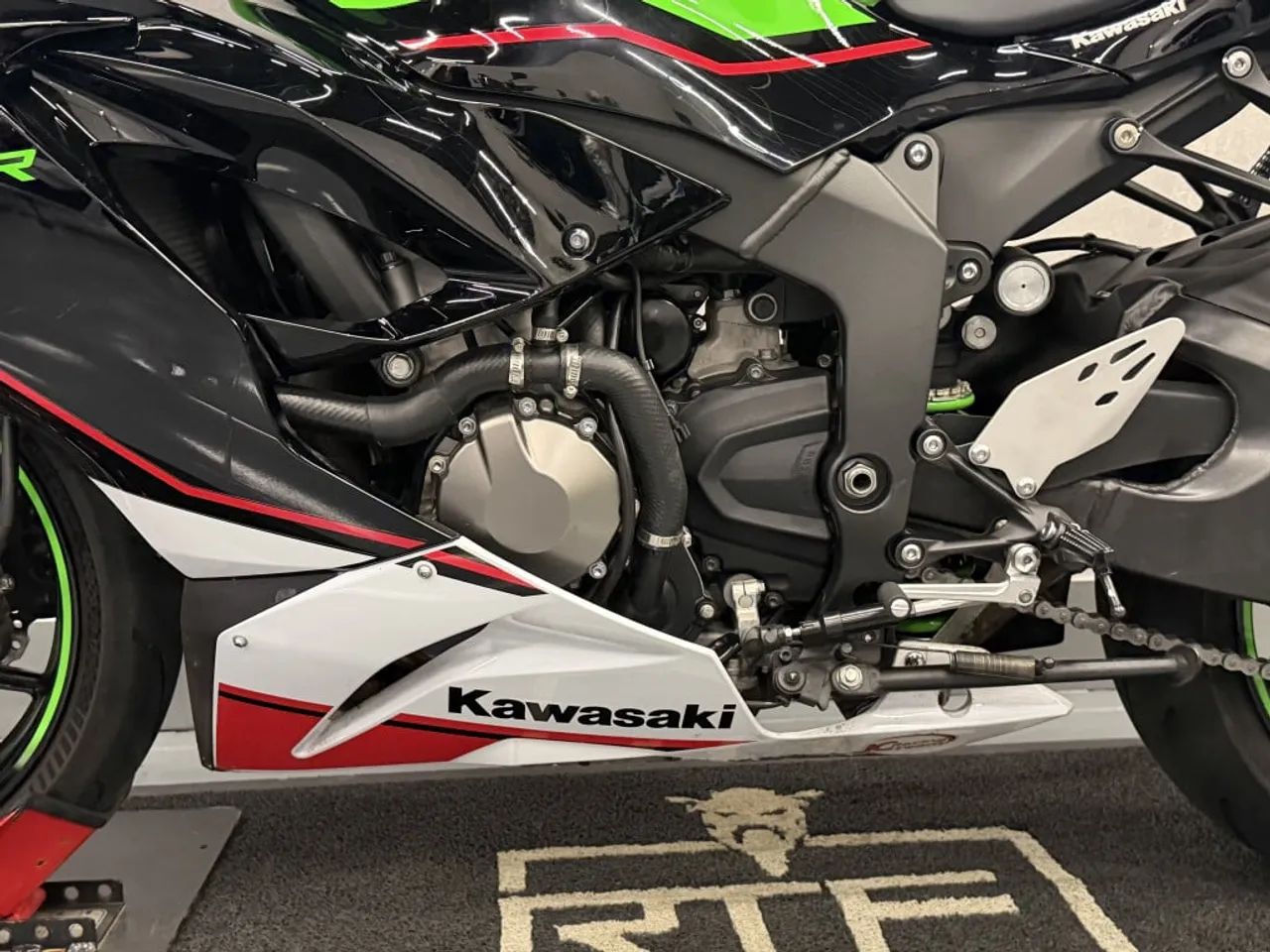 Kawasaki Zx-6r 636cc 2022 - 1469855846 | OLX