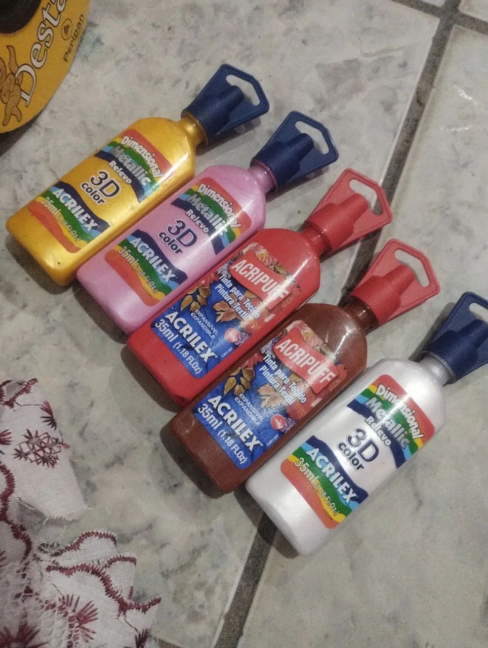 Fitas diversas para confecção/ artesanato + tinta p Tecido . - Foto 2
