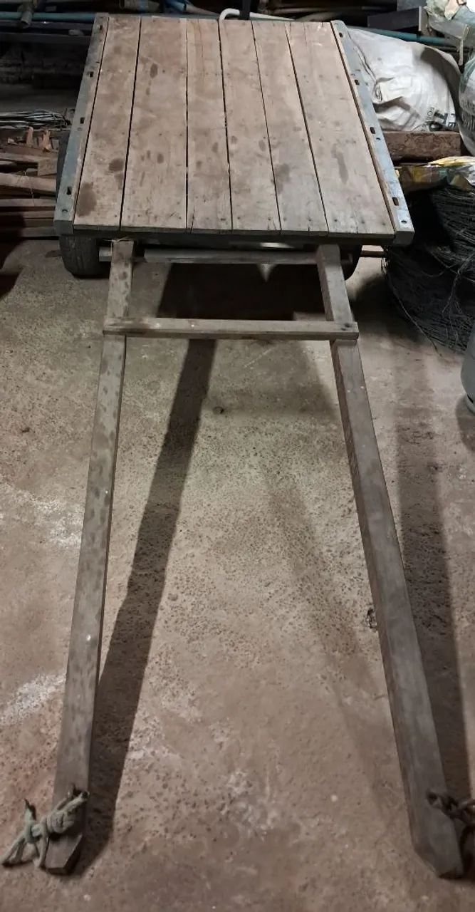 Carroça artesanal em Ipê maciço (Pau D'arco) - Estado de Nova. - Foto 5
