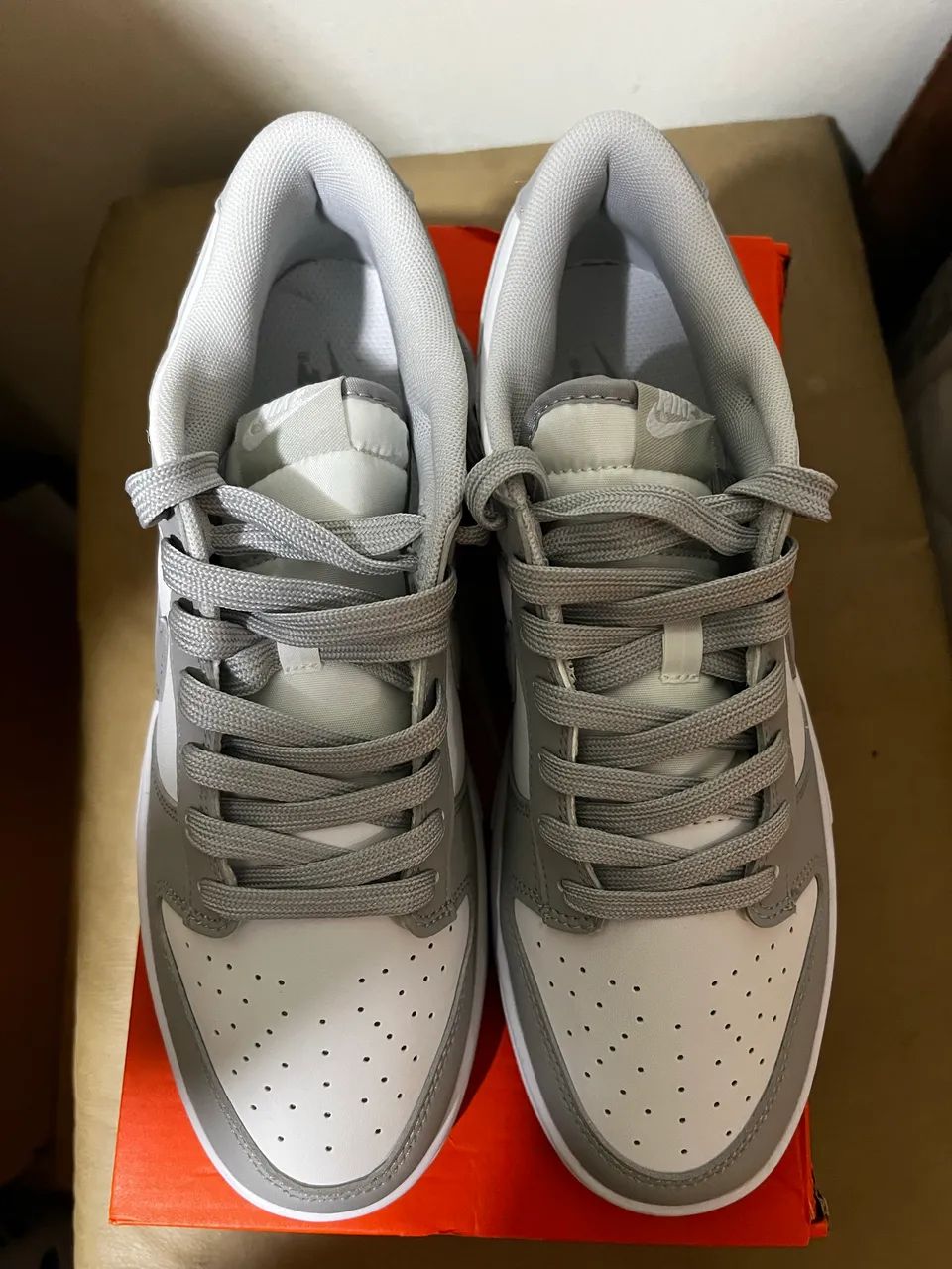Tênis Nike Dunk Low Cinza - Foto 4