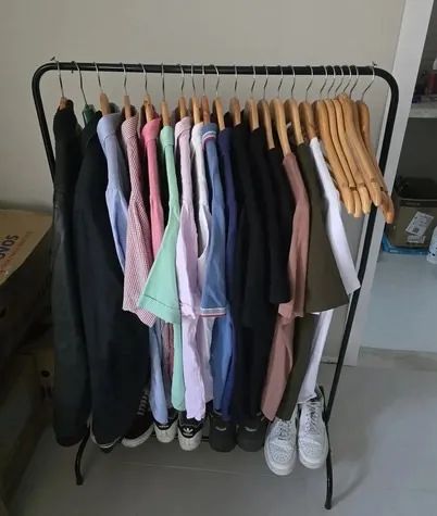 Arara de quarto com sapateira