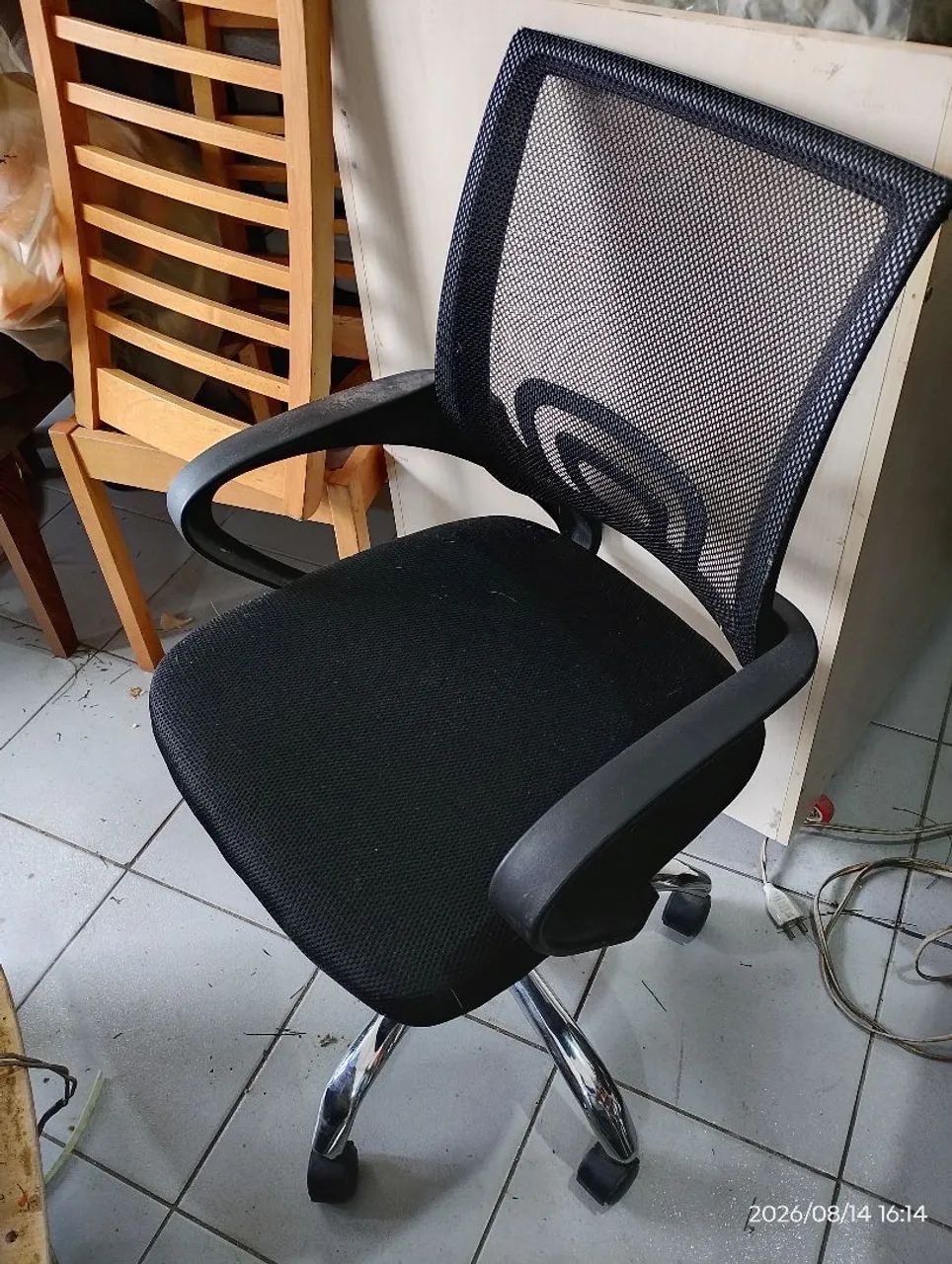 Cadeira de escritório  - Foto 2