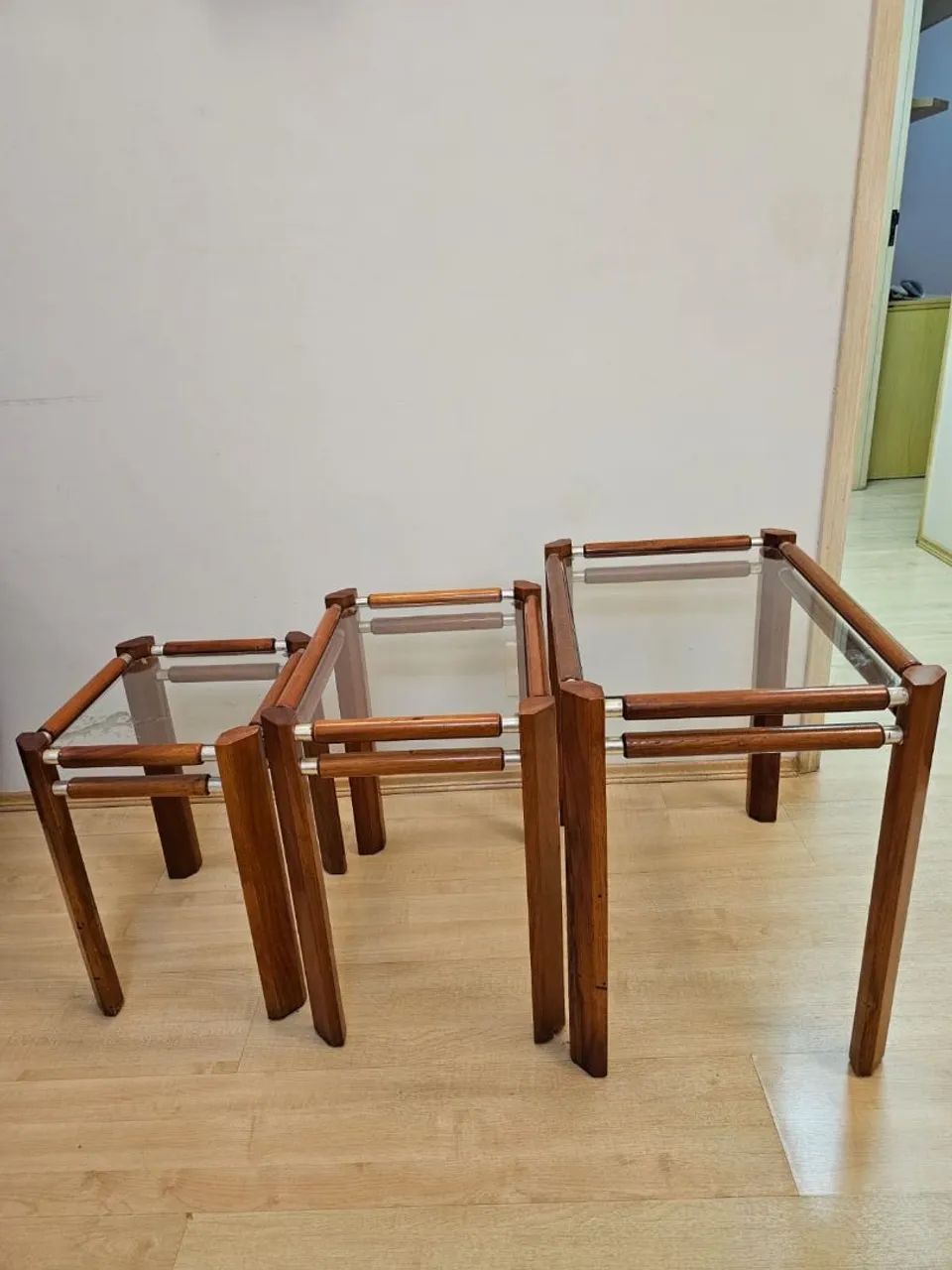Conjunto de mesas de canto ninho