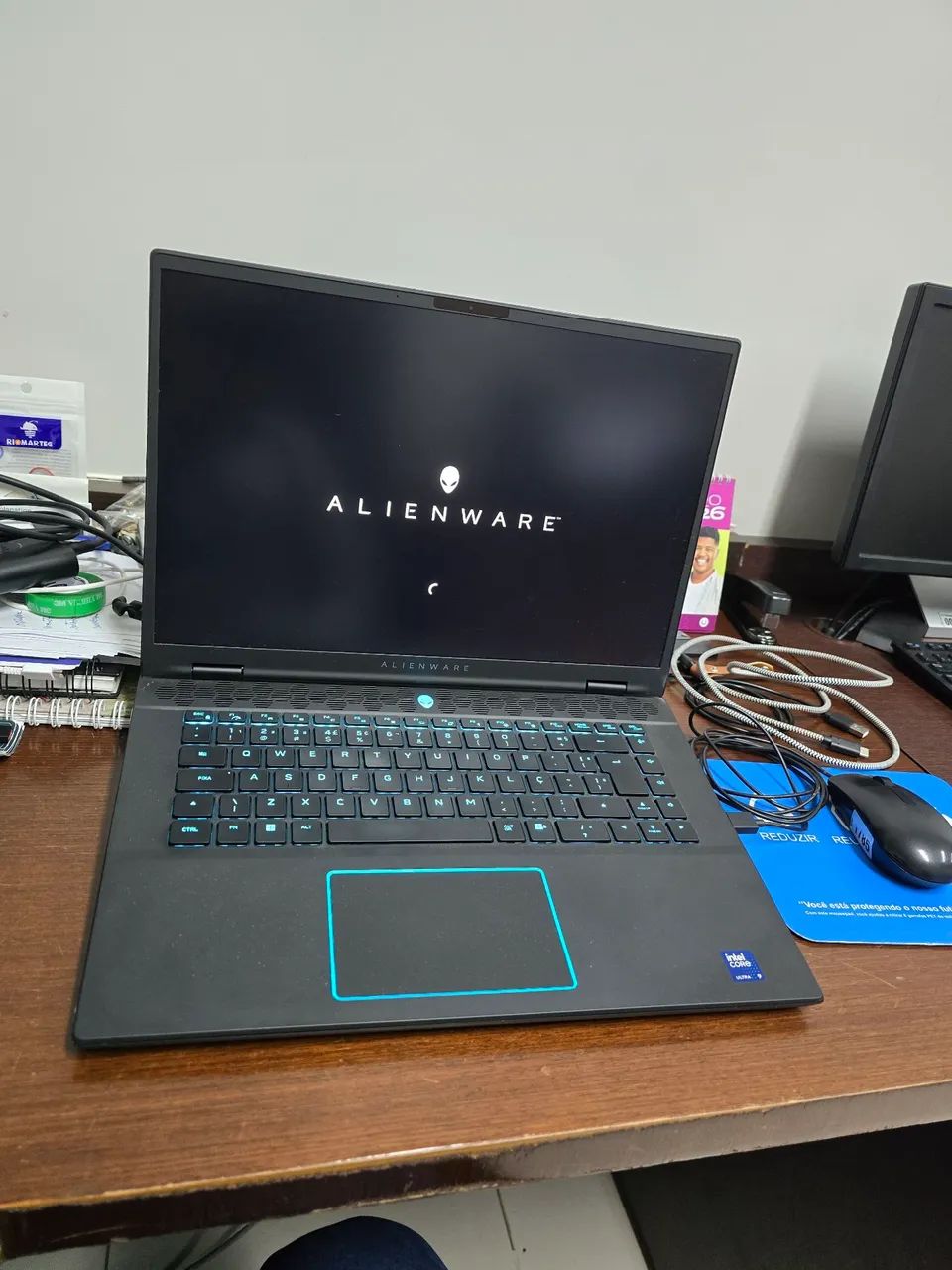 Alienware m16 R2 - Intel Core Ultra + RTX 4070 Series | - Notebooks ...