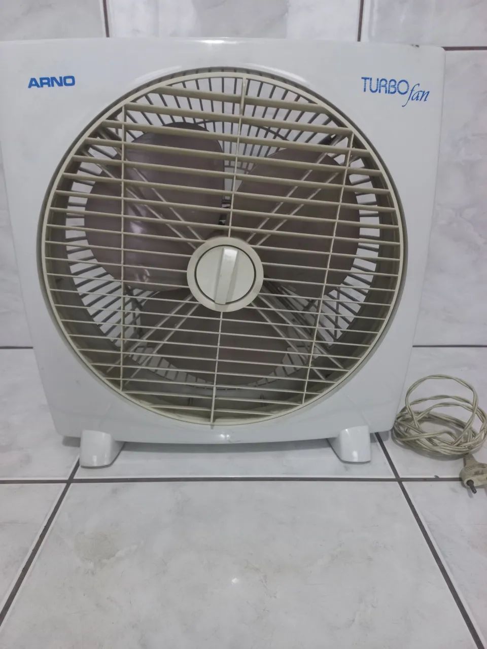Circulador de ar ARNO FAN funcionando 