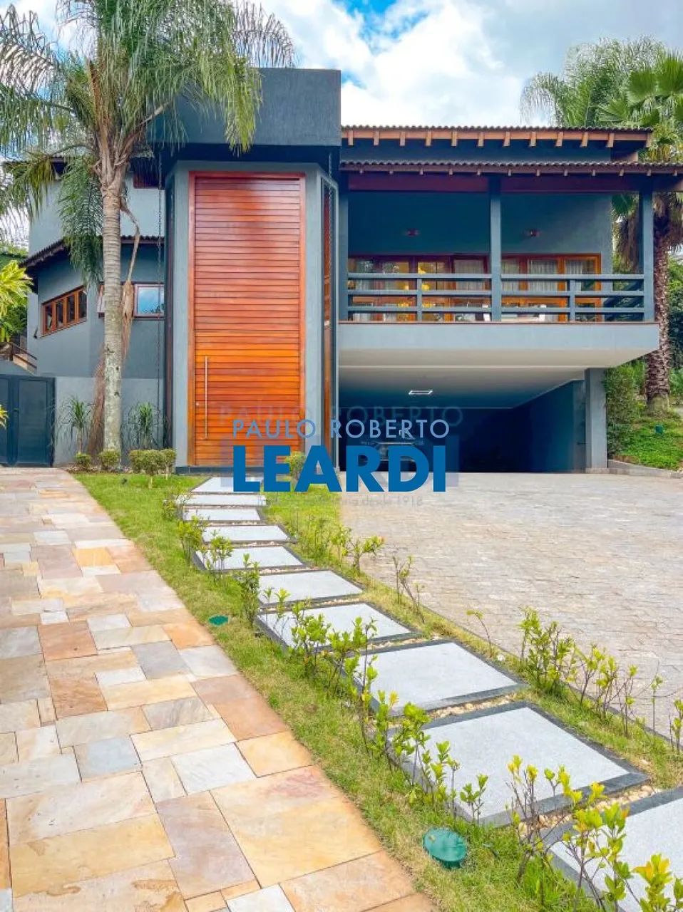 CASA EM CONDOMÍNIO - TAMBORÉ 1 - SP
