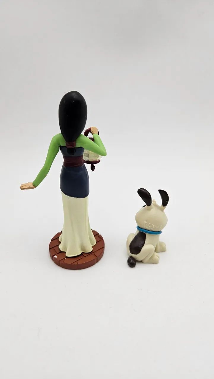Miniaturas Mulan e Irmãozinho (Disney Store) - Foto 2