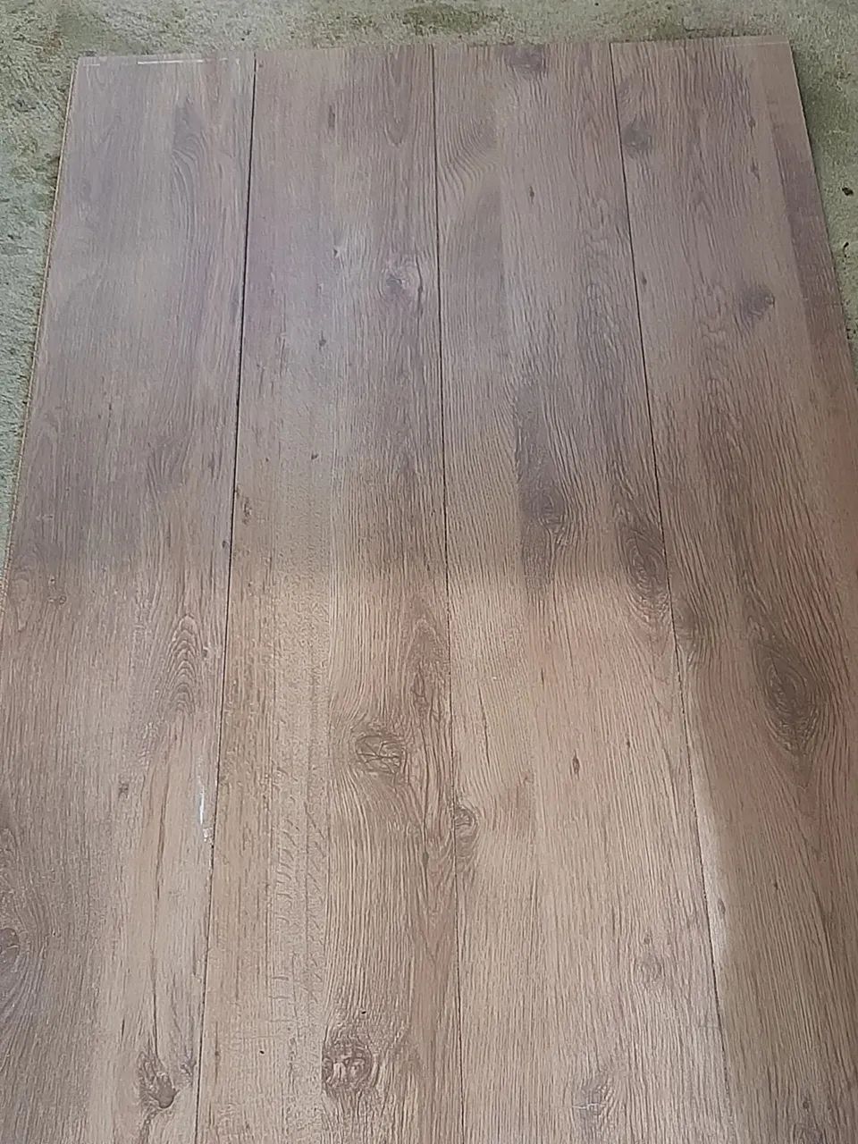 Piso laminado de encaixe  12 m2 - Foto 2