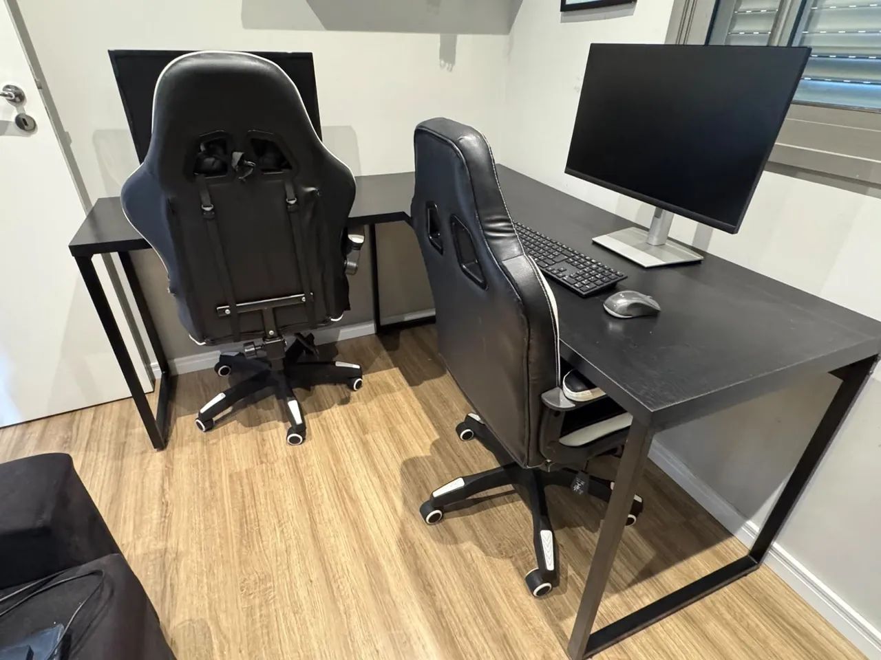 ? VENDO MESA PARA COMPUTADOR/ESCRITÓRIO