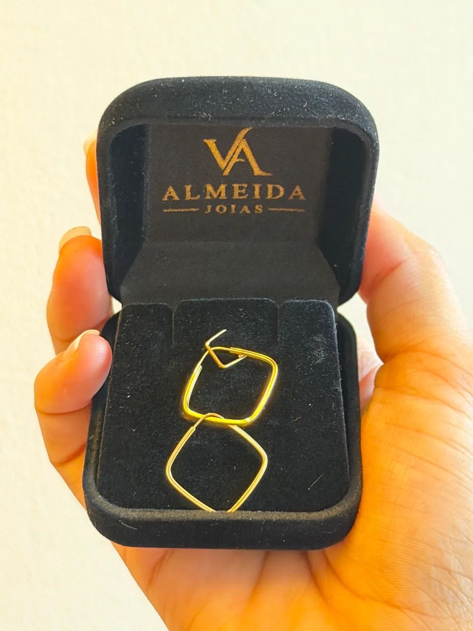 Argola ouro 18k com defesa - Foto 2