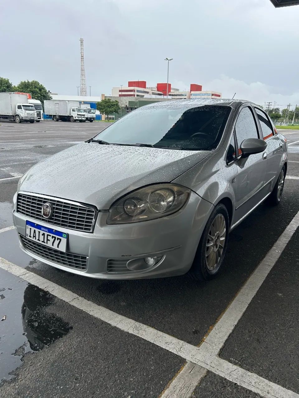 Fiat Linea Absolute 1.9/1.8 Flex Dualogic 4P 2009 - Foto 2