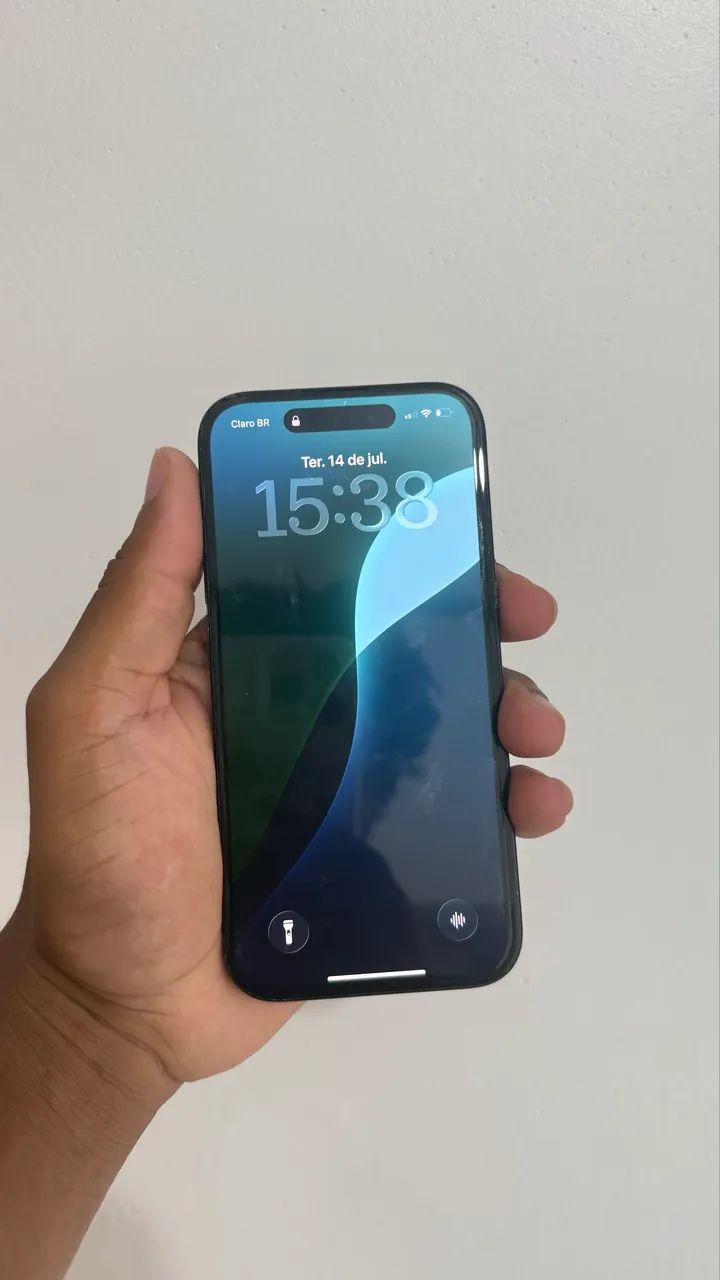 iPhone 15