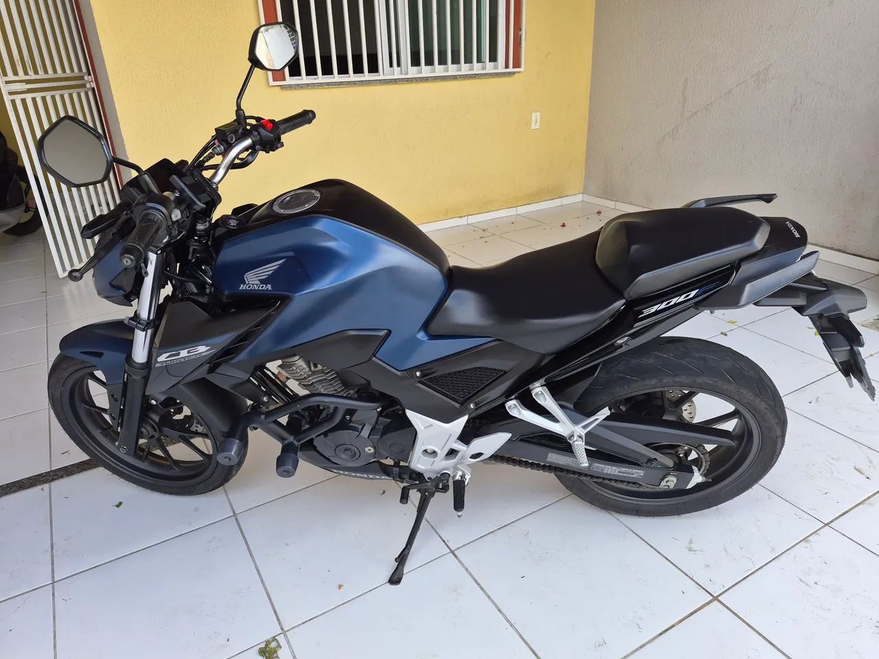 Cb 300f  - Foto 2