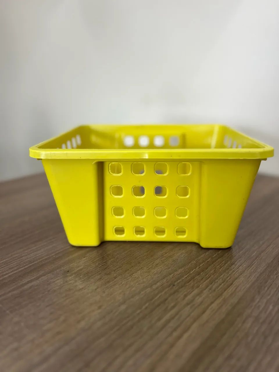 Cesta multiuso de plástico 