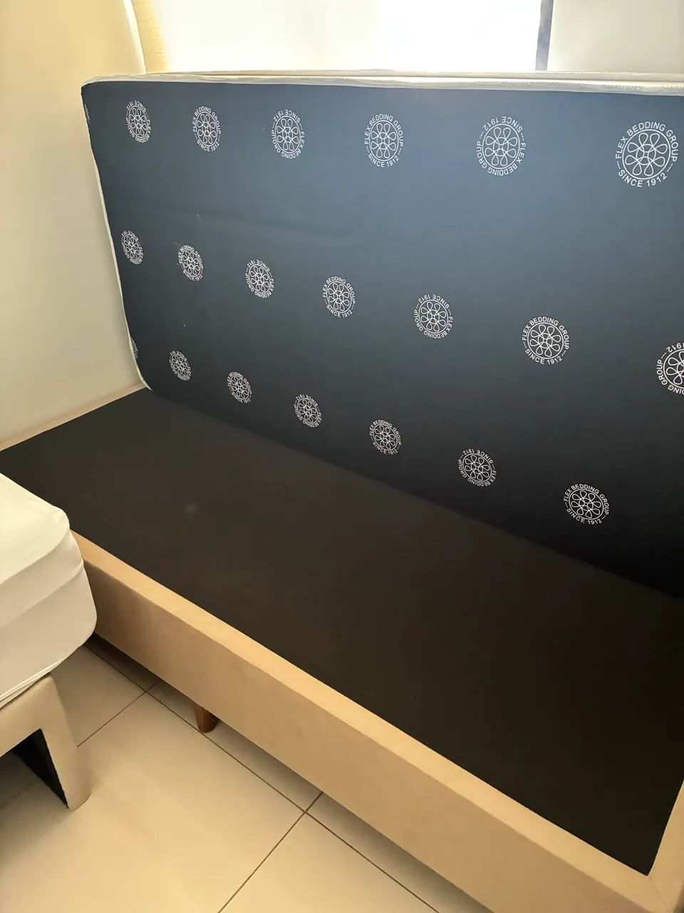 Cama de solteiro Simmons seminova  - Foto 3