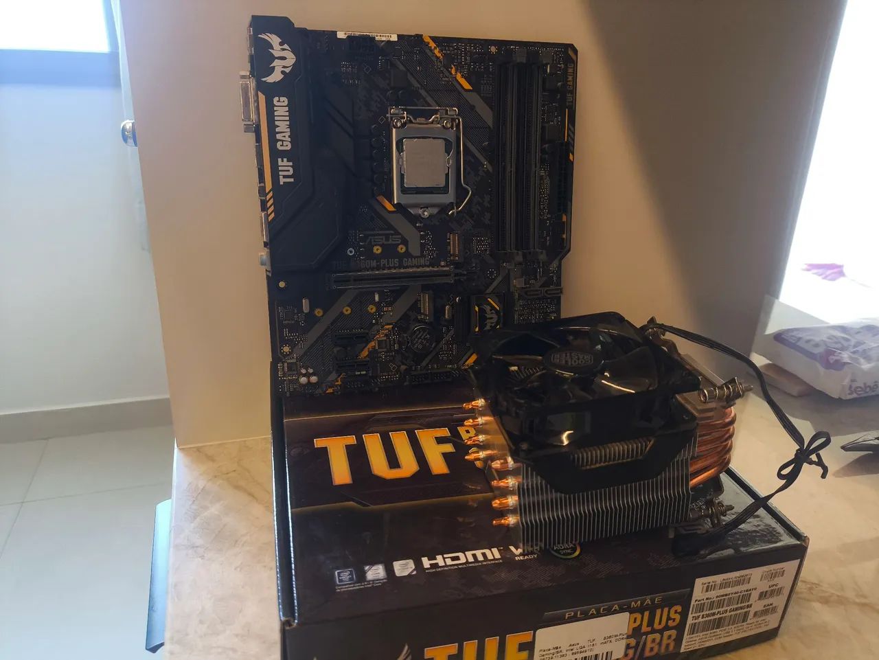 Processador I5-9400F + Placa mãe B360M-plus + cooler box - Peças