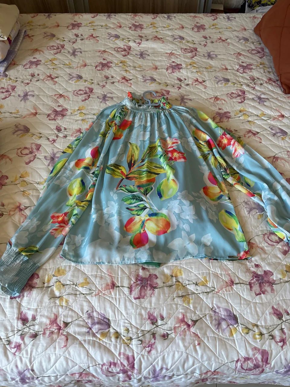 Blusa d metal 