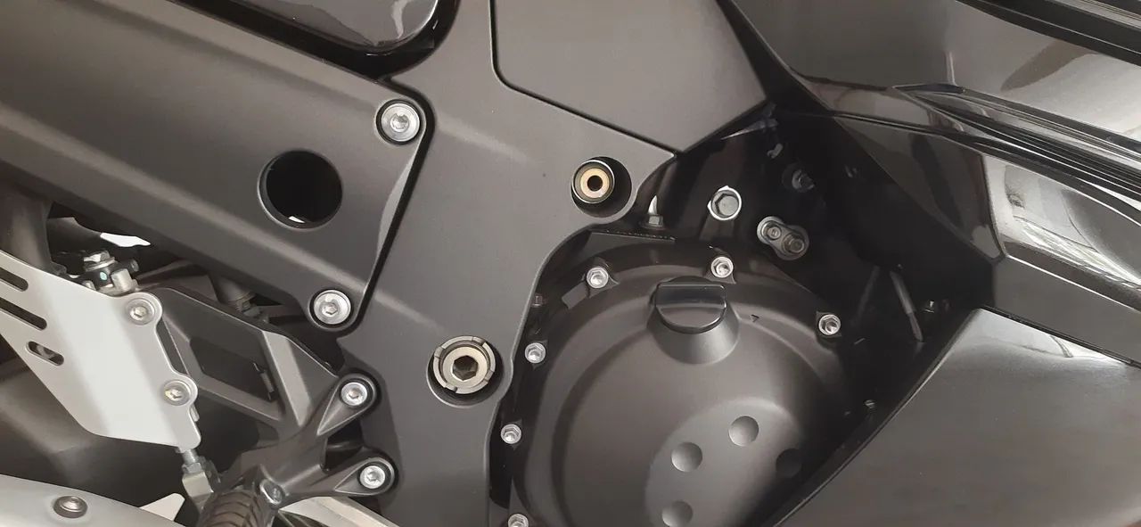 ZX-14/ZX 14R 1352cc 2013 - 1532926042 | OLX