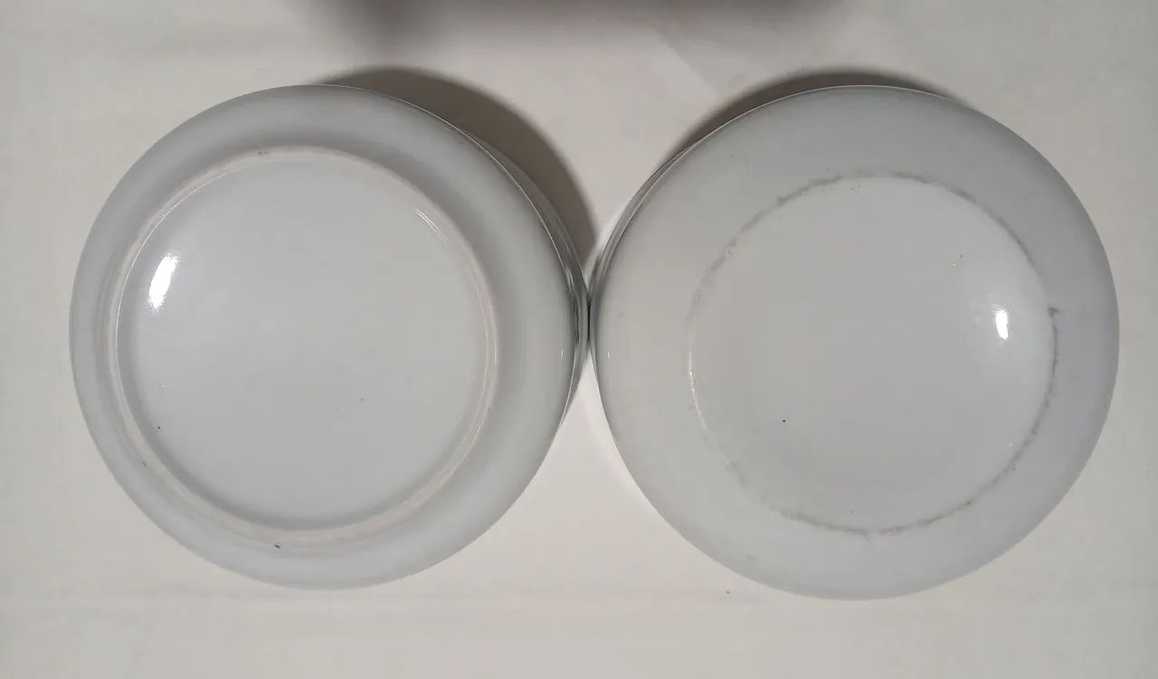Par de Potes em Porcelana Branca Grande 19 cm - Excelente Estado - Foto 6