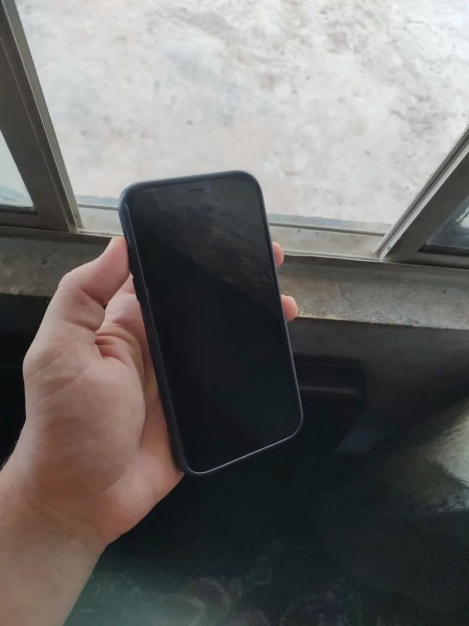 VENDO IPHONE XR EM PERFEITO + POWER BANK  - Foto 3