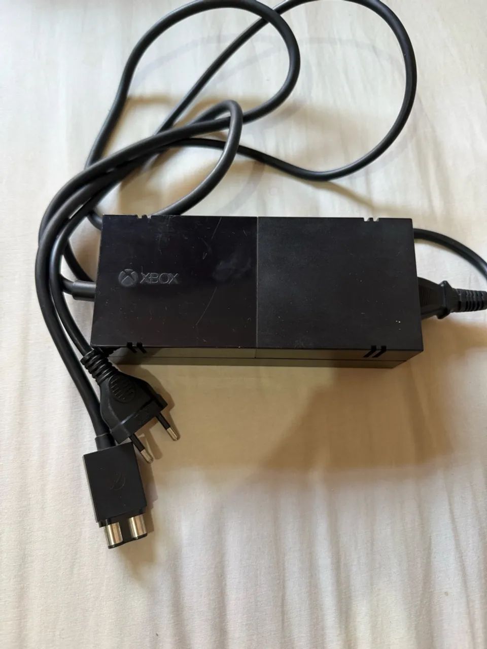 Fonte Original Xbox one bivolt usado  - Foto 3