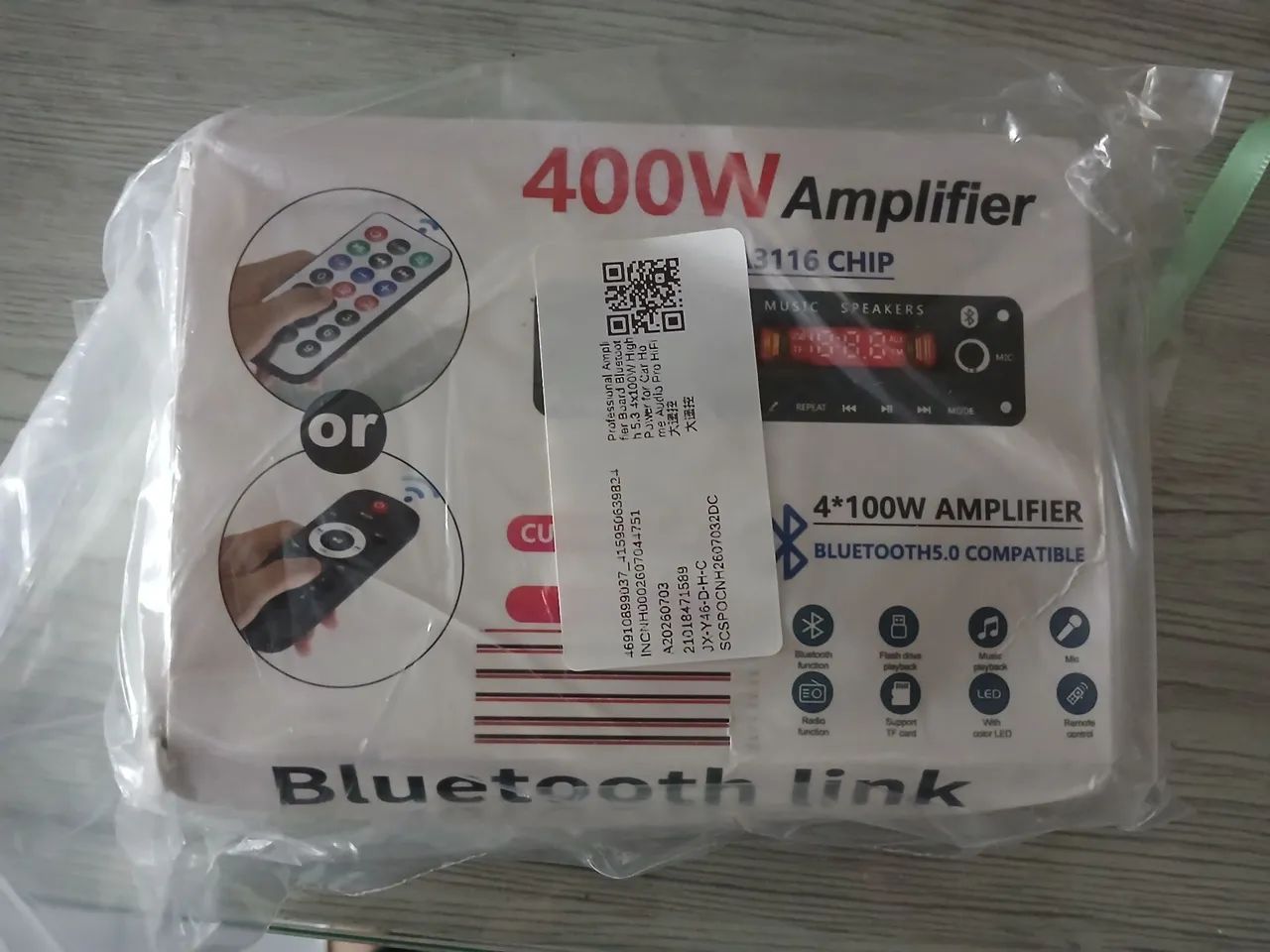Amplificador 4x100 watts