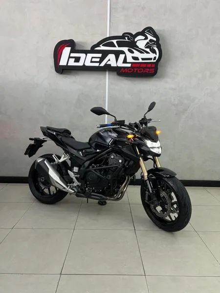 HONDA CB 500F 2023