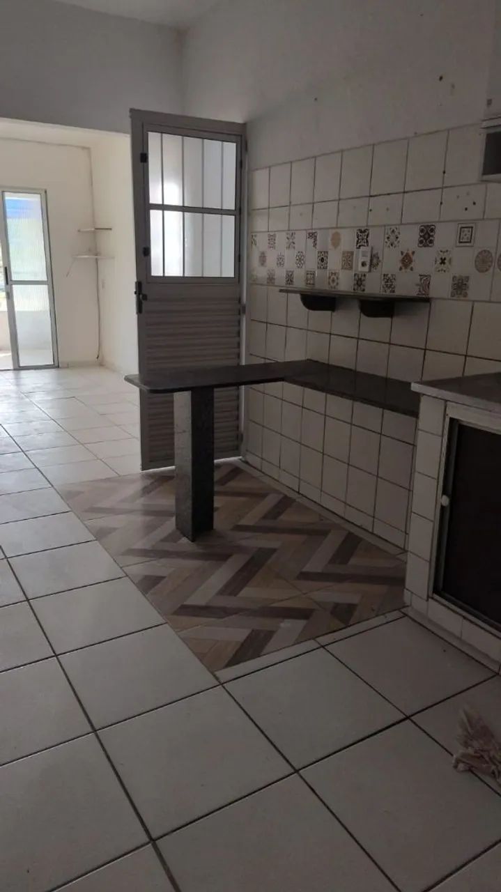 Alugo apartamento/casa de primeiro - Foto 4