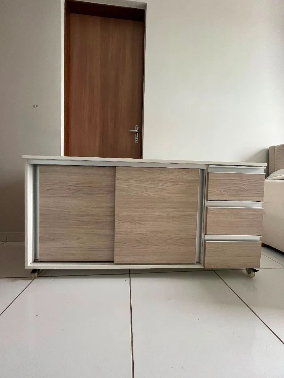 Móvel utilitário em Mdf