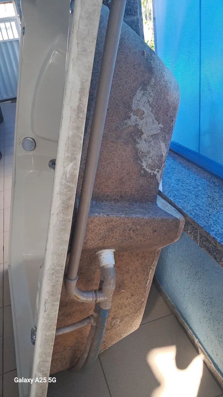BANHEIRA DUPLA DE HIDROMASSAGEM  COM BOMBS E AQUECEDOR . - Foto 2