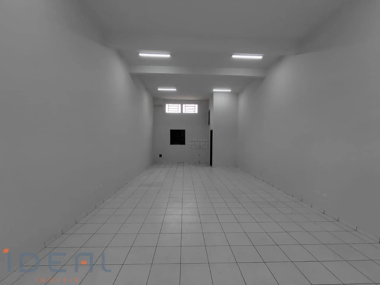 Sala para alugar no bairro Zona 07 - Maringá/PR - Foto 3