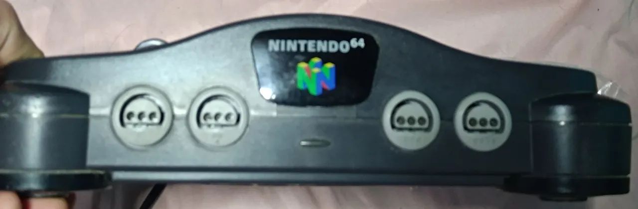 Vendo Nintendo 64 + 1 controle + 3 jogos. - Foto 2