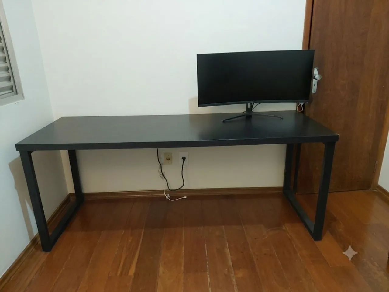 MESA DE ESTUDOS TRABALHO  - Foto 2