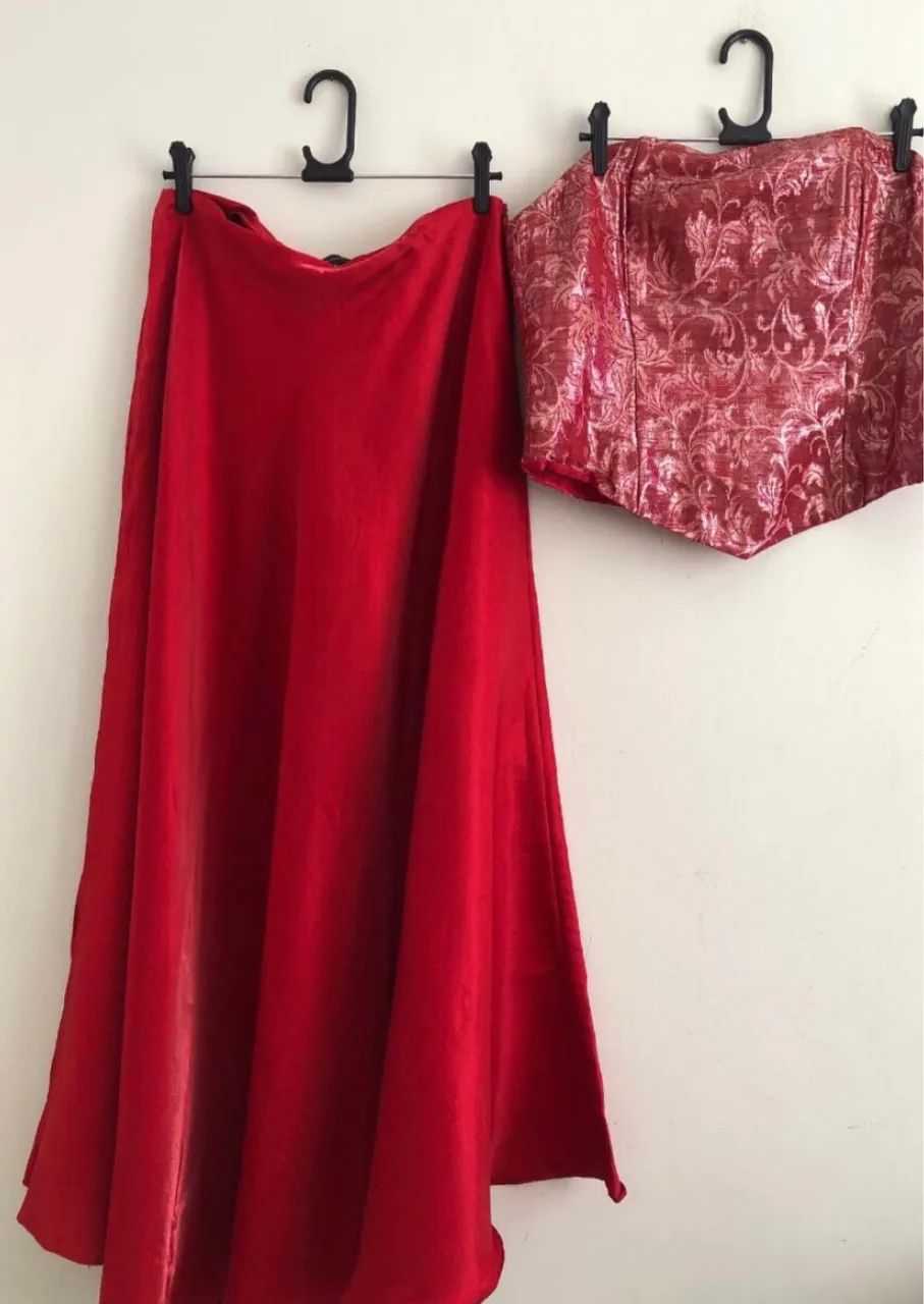 Deslumbrantes saia/blusa de festa M 