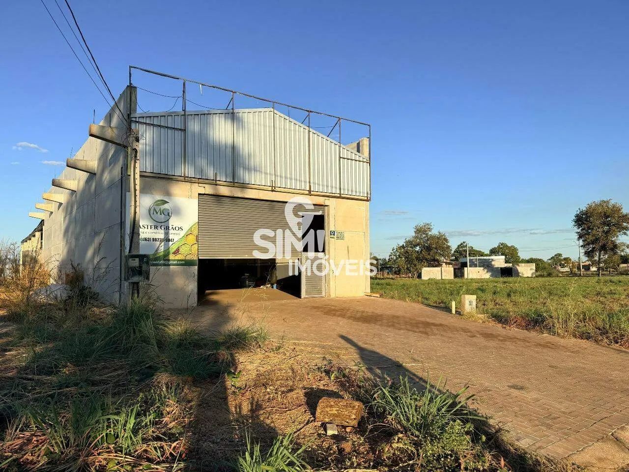 GALPÃO COMERCIAL/INDUSTRIAL COM PISO USINADO E AMPLO ESPAÇO INTERNO - Foto 2