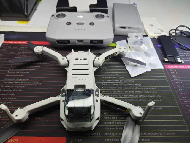 DJI Drone Mini 2 SE Cor Branco NOVO 100% TODOS ACESSORIOS E CABOS E BATERIA - Foto 5